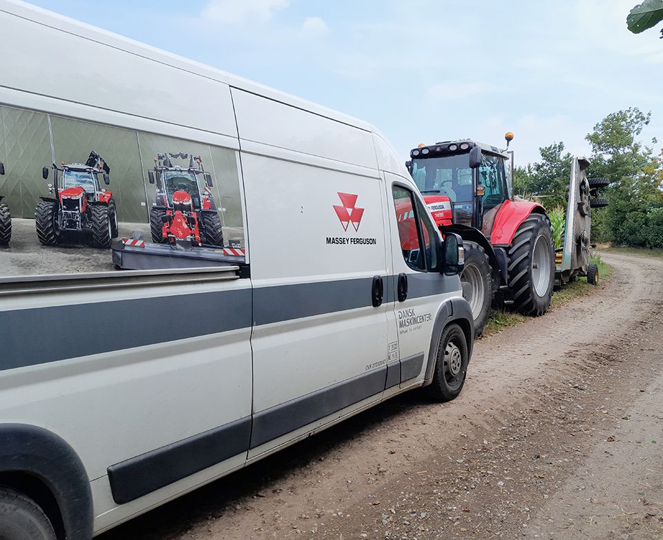 Dansk Maskincenter Mont&oslash;r Service 2.jpg