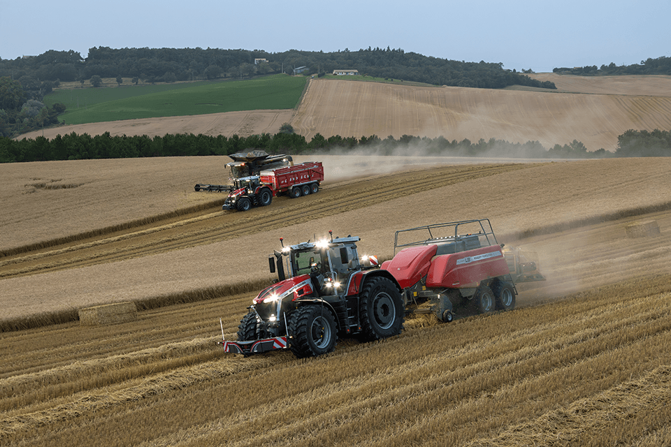 Dansk Maskincenter 9 S Massey Ferguson