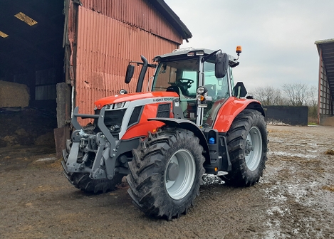 Massey Ferguson 6 S